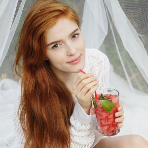 Jia Lissa Metart (Modèle érotique rousse)